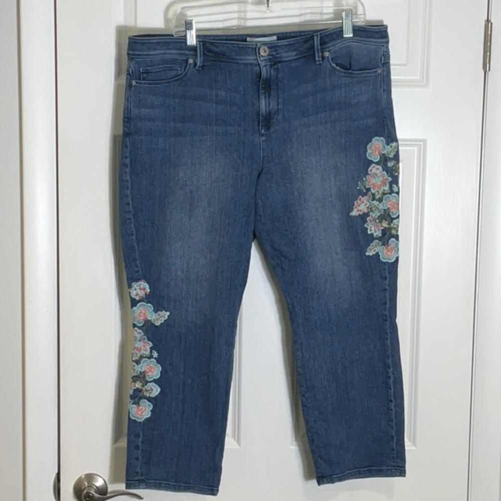 J. Jill Embroidered Denim Crop - Picture 4 of 16